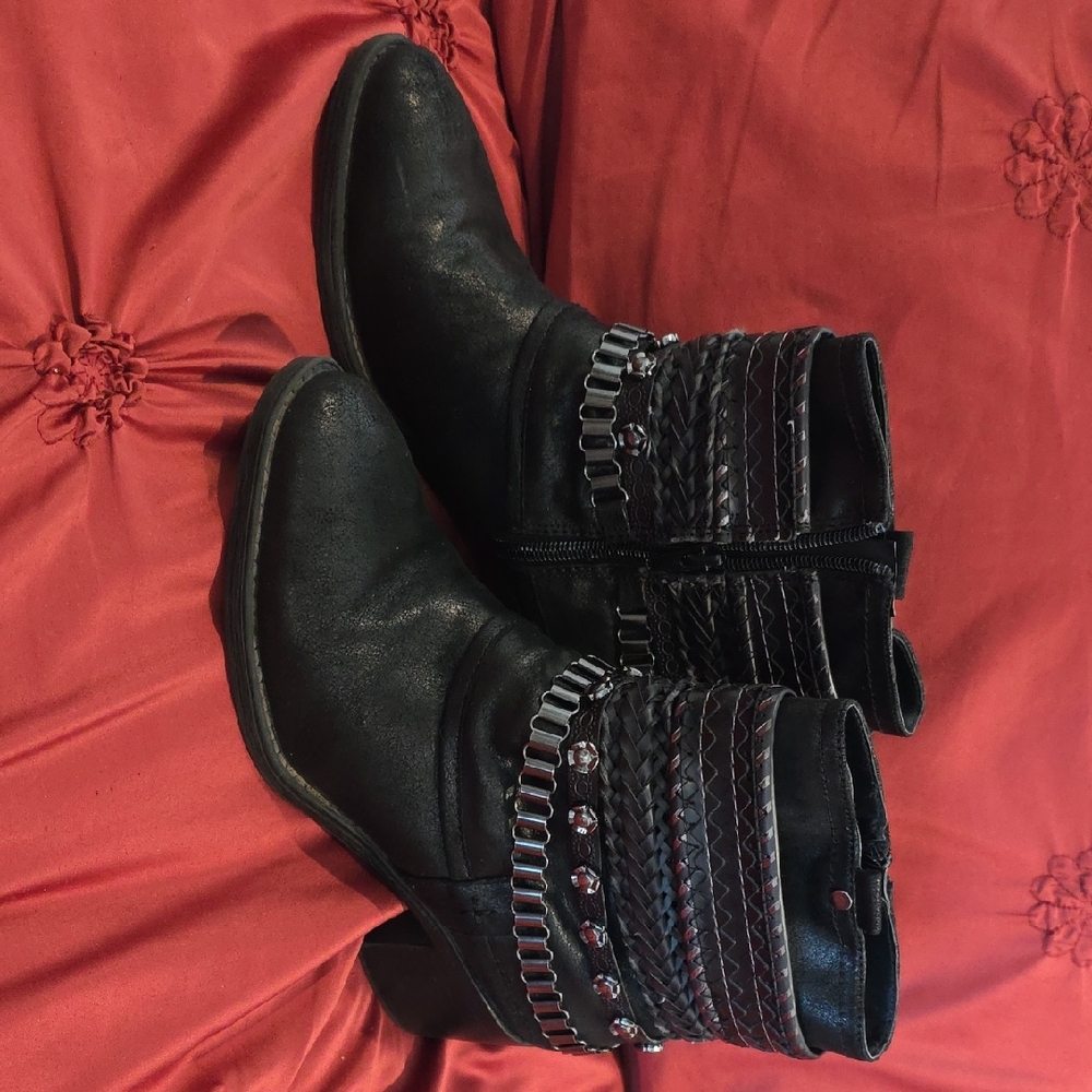 Carlos Santana booties